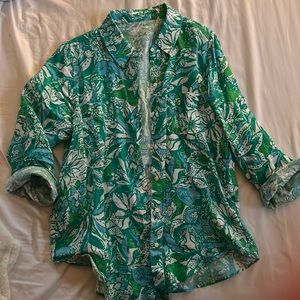 Lily Pulitzer Botanical Green Safari Sangria long sleeved button down top M